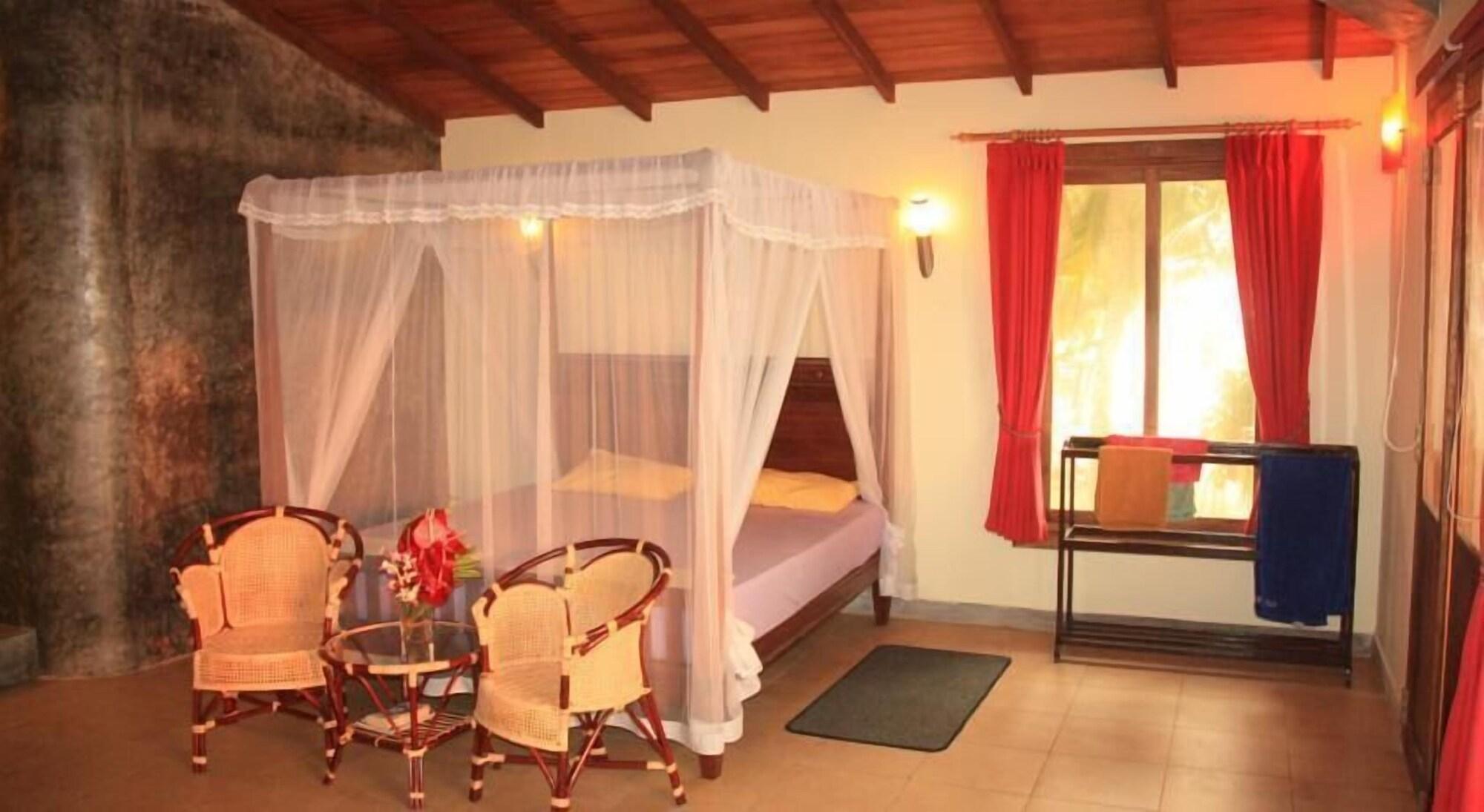 Time N Tide Beach Resort ฮิกคาดูวา ภายนอก รูปภาพ