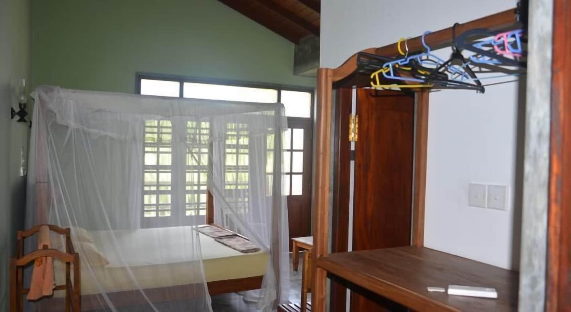 Time N Tide Beach Resort ฮิกคาดูวา ภายนอก รูปภาพ