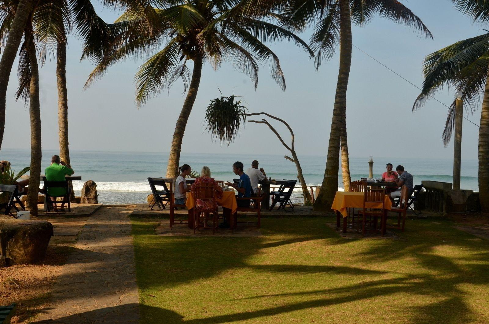 Time N Tide Beach Resort ฮิกคาดูวา ภายนอก รูปภาพ