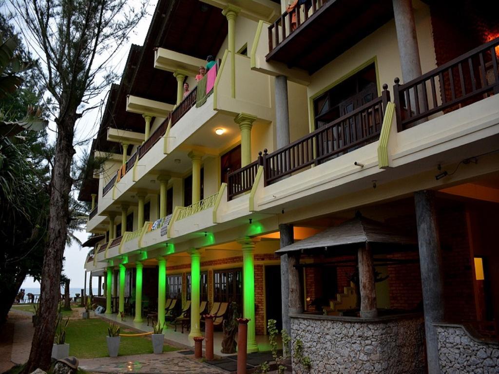 Time N Tide Beach Resort ฮิกคาดูวา ภายนอก รูปภาพ
