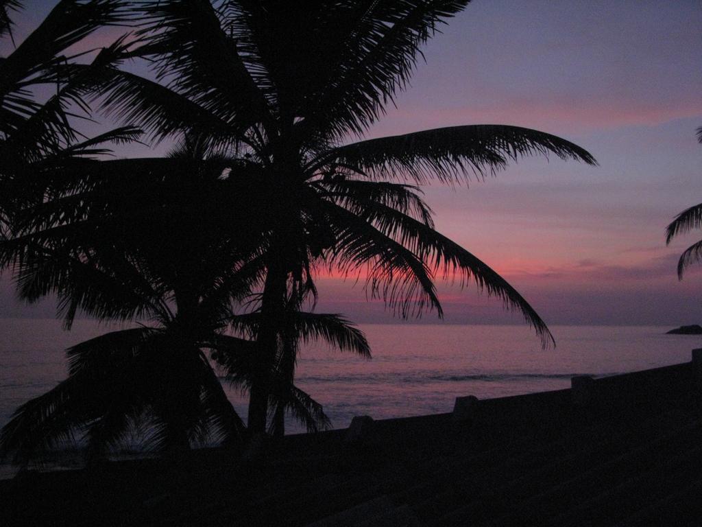Time N Tide Beach Resort ฮิกคาดูวา ภายนอก รูปภาพ