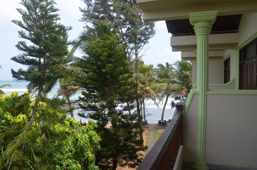 Time N Tide Beach Resort ฮิกคาดูวา ภายนอก รูปภาพ