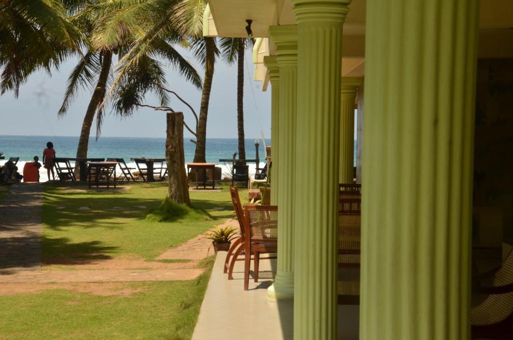 Time N Tide Beach Resort ฮิกคาดูวา ภายนอก รูปภาพ