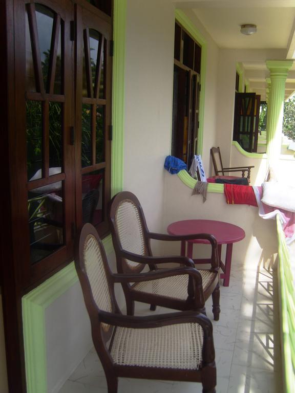 Time N Tide Beach Resort ฮิกคาดูวา ภายนอก รูปภาพ